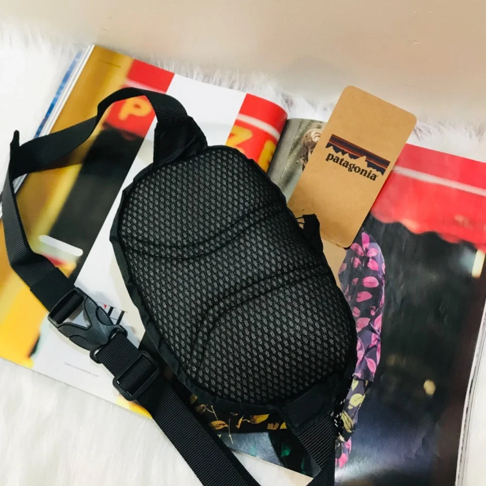 Patagonia Mini Hip Pack 1L - Picture 4 of 4